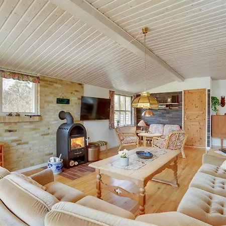 Sanna - 330m From The Sea By Interhome
